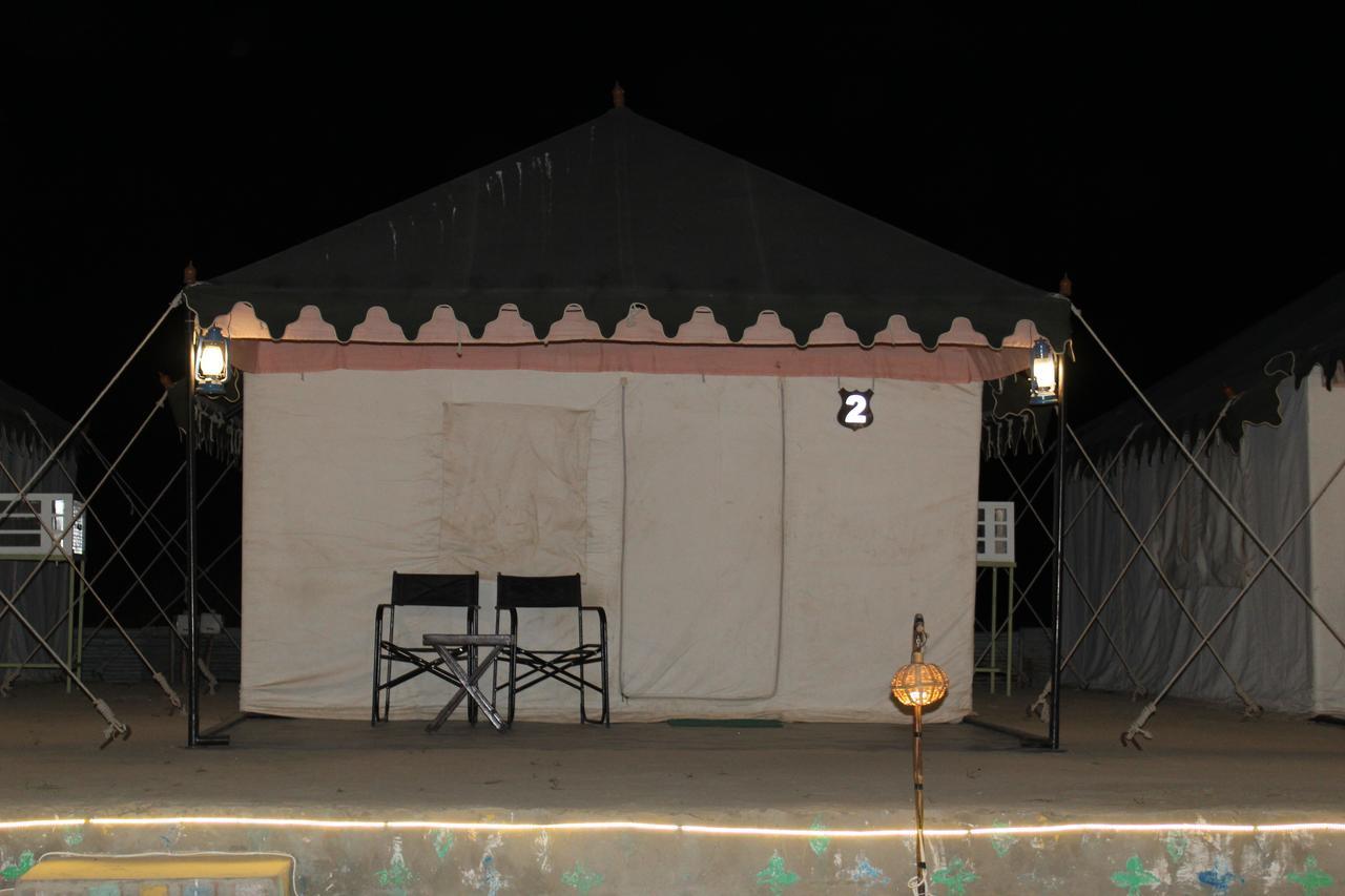 Nova Patgar Tents Hotell Bhuj Exteriör bild